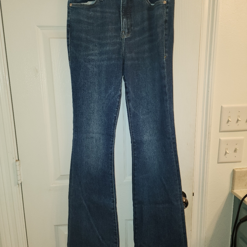 Good American Good Legs high rise flare jeans.  Size 29. Never worn!